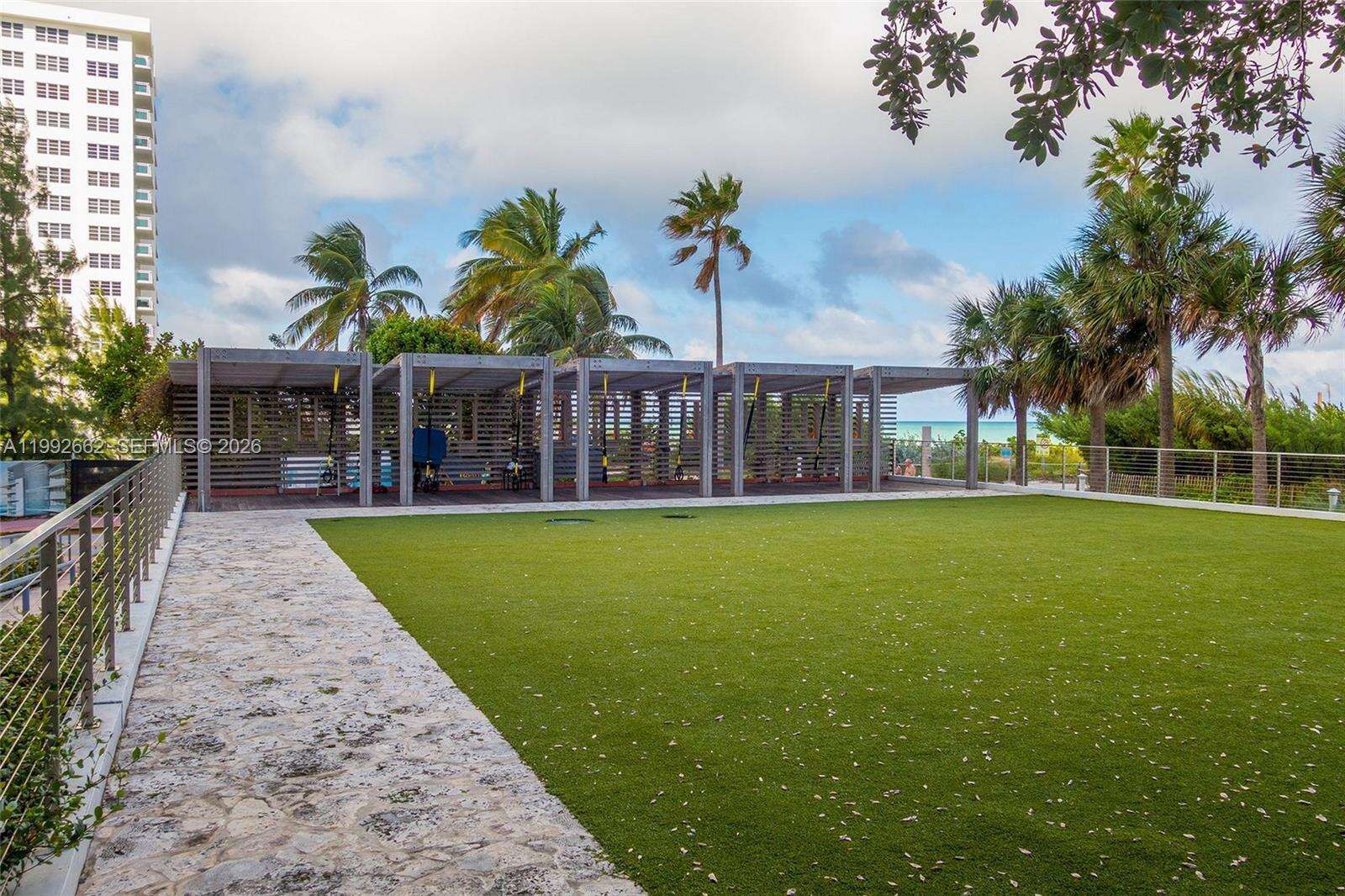 Central Carillon at 6801 Collins Ave, Miami Beach, FL 33141 - For Sale photo 32