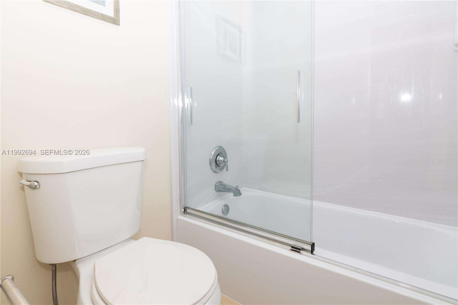 The Hemispheres at 1965 Ocean Dr, Hallandale Beach, FL 33009 - For Sale photo 21