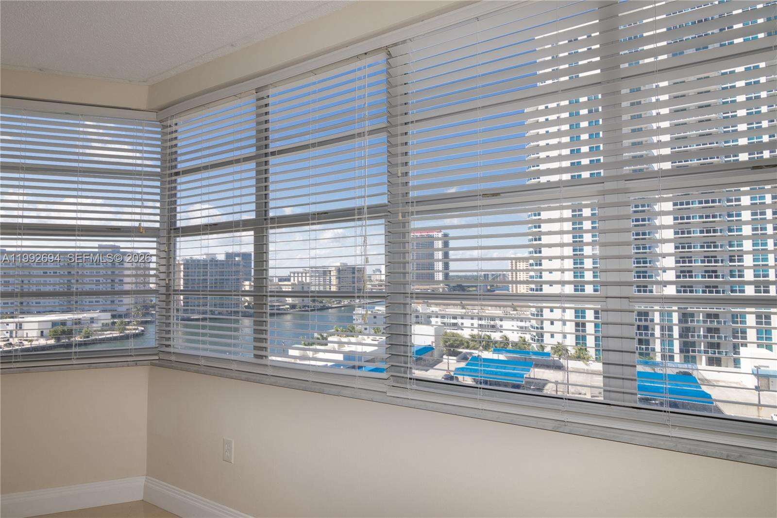The Hemispheres at 1965 Ocean Dr, Hallandale Beach, FL 33009 - For Sale photo 25