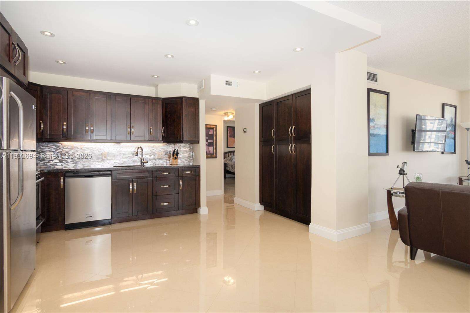 The Hemispheres at 1965 Ocean Dr, Hallandale Beach, FL 33009 - For Sale photo 4