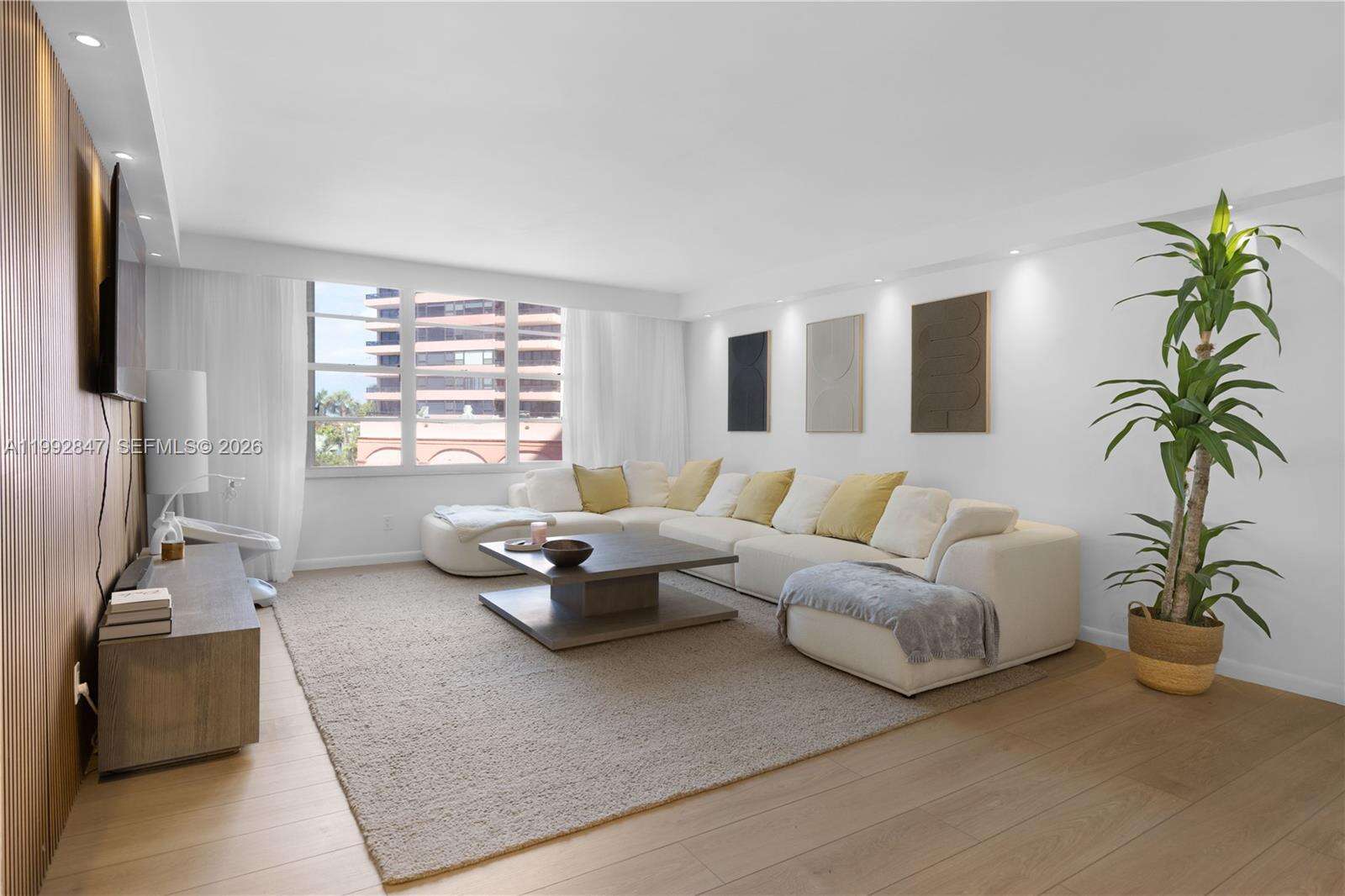 Seacoast 5151 at 5161 Collins Ave, Miami Beach, FL 33140 - For Sale photo 18