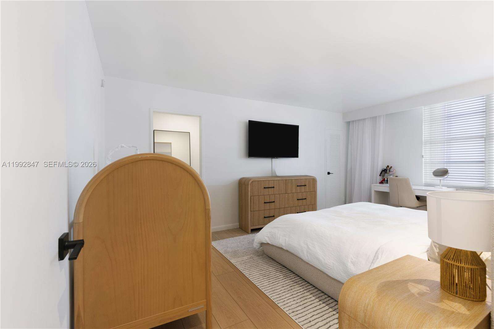Seacoast 5151 at 5161 Collins Ave, Miami Beach, FL 33140 - For Sale photo 3