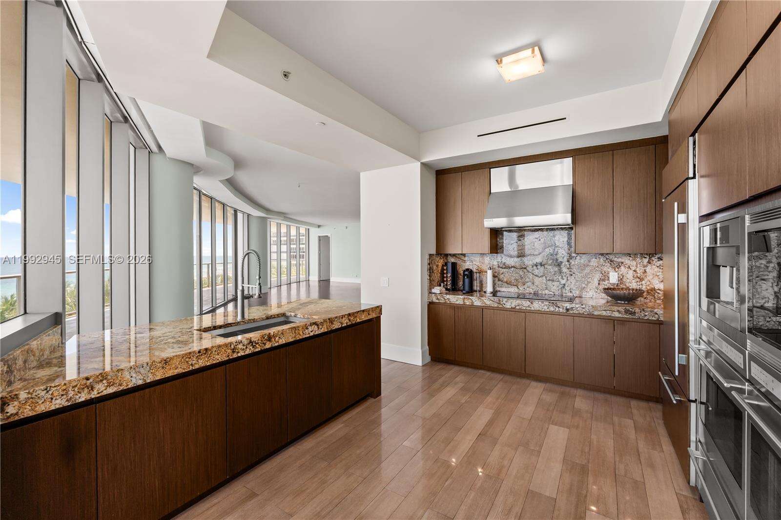 BAL HARBOUR CENTER - 9703 Collins Ave, Bal Harbour, FL 33154 | Picture 14