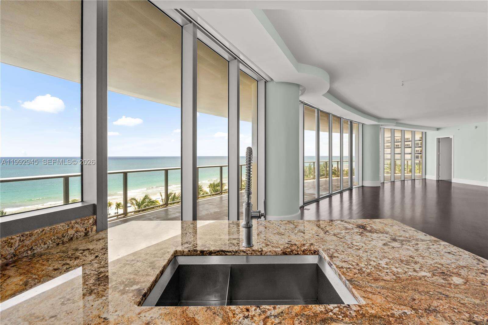 BAL HARBOUR CENTER - 9703 Collins Ave, Bal Harbour, FL 33154 | Picture 17