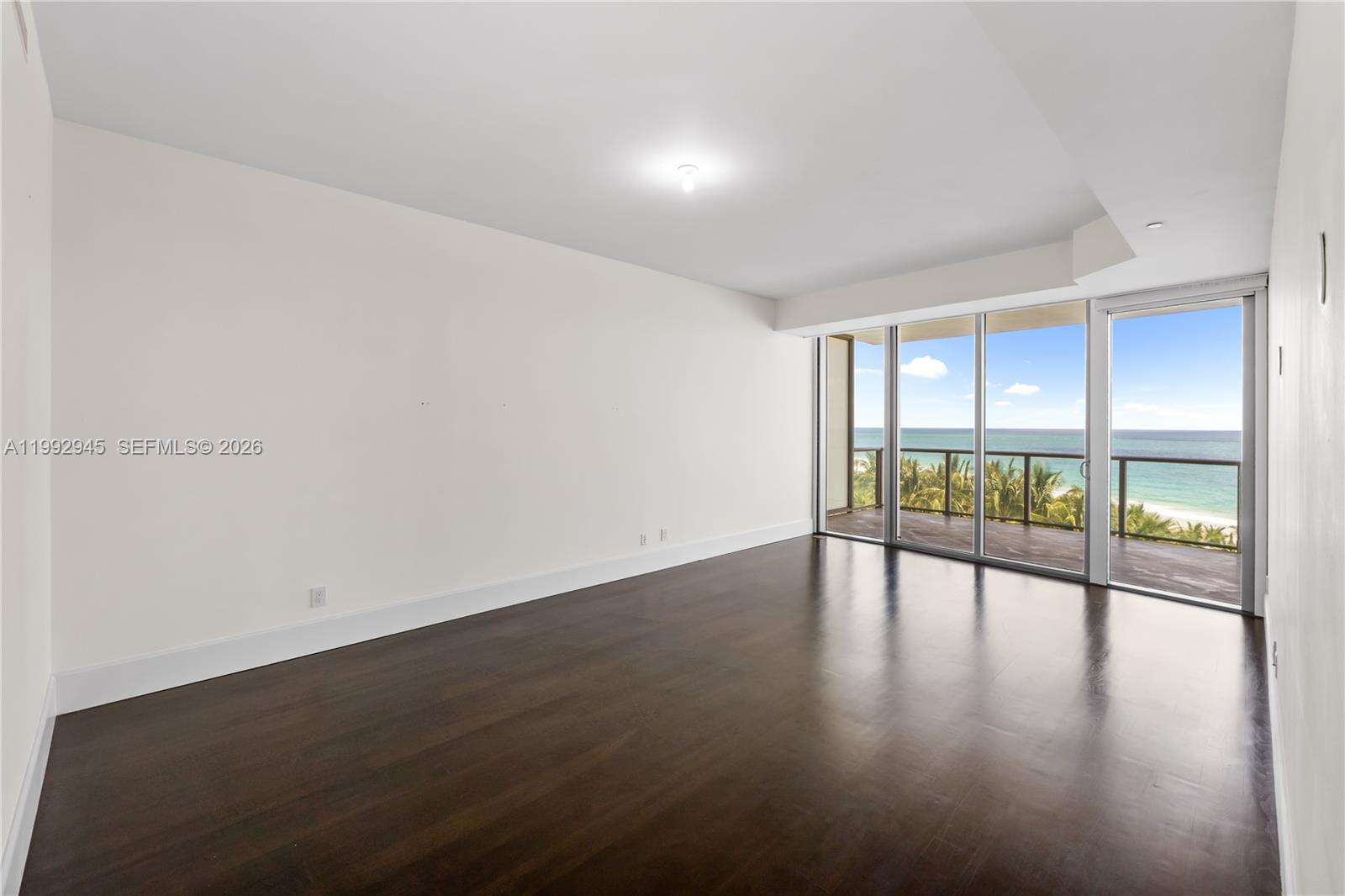 BAL HARBOUR CENTER - 9703 Collins Ave, Bal Harbour, FL 33154 | Picture 20
