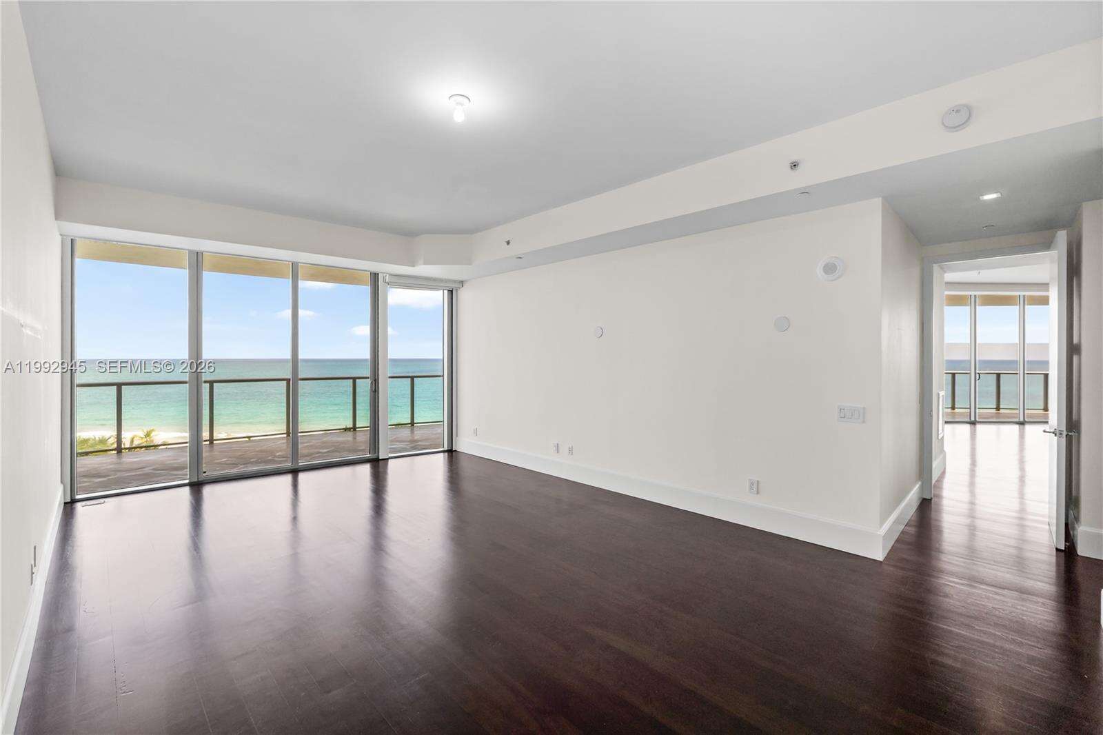 BAL HARBOUR CENTER - 9703 Collins Ave, Bal Harbour, FL 33154 | Picture 21