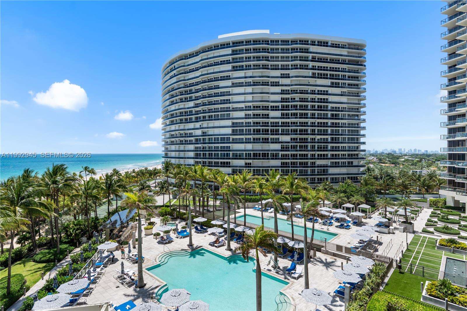 BAL HARBOUR CENTER - 9703 Collins Ave, Bal Harbour, FL 33154 | Picture 42