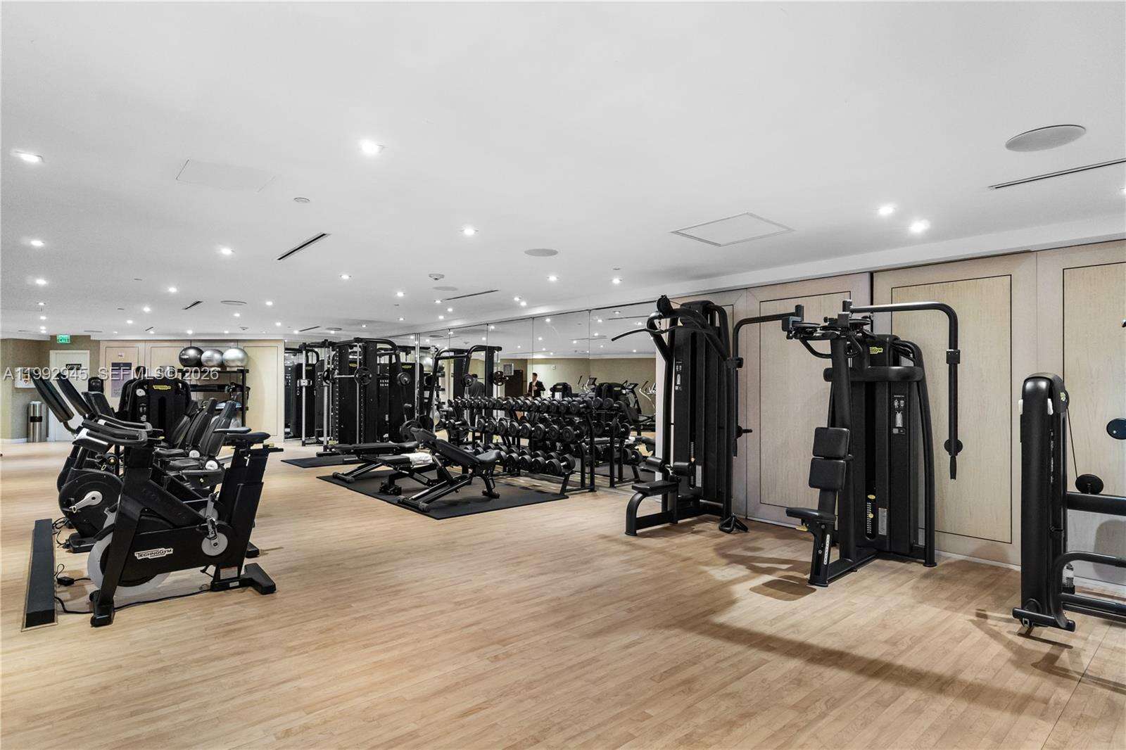 BAL HARBOUR CENTER - 9703 Collins Ave, Bal Harbour, FL 33154 | Picture 50
