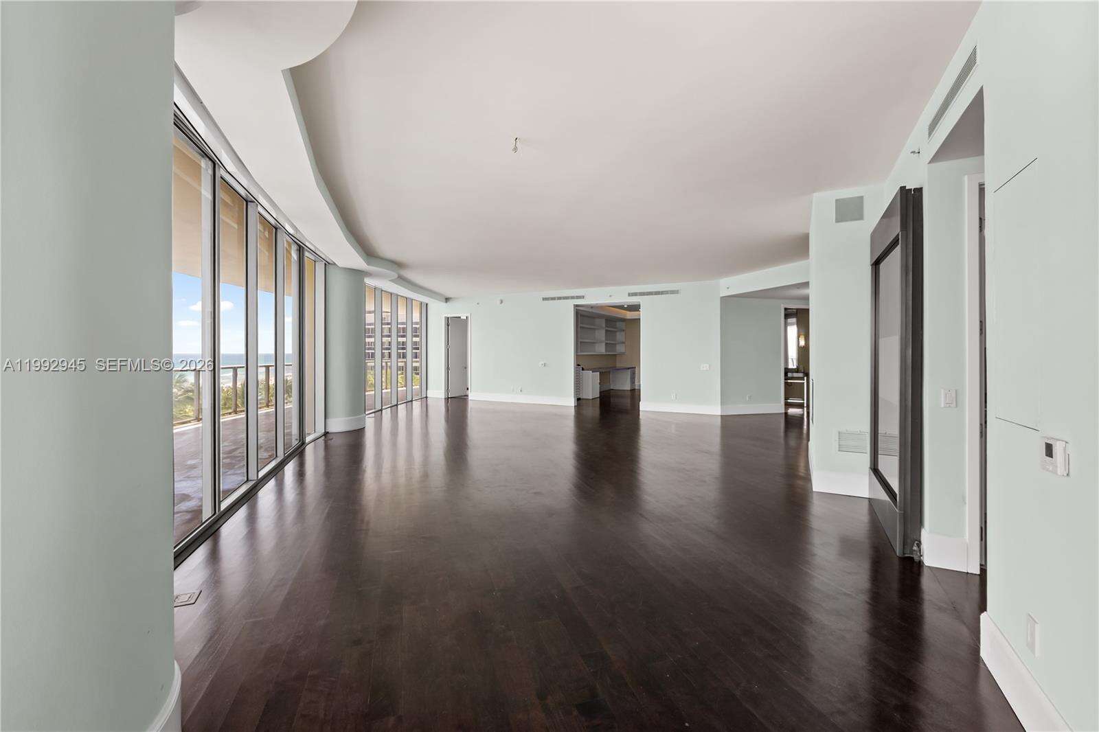 BAL HARBOUR CENTER - 9703 Collins Ave, Bal Harbour, FL 33154 | Picture 10