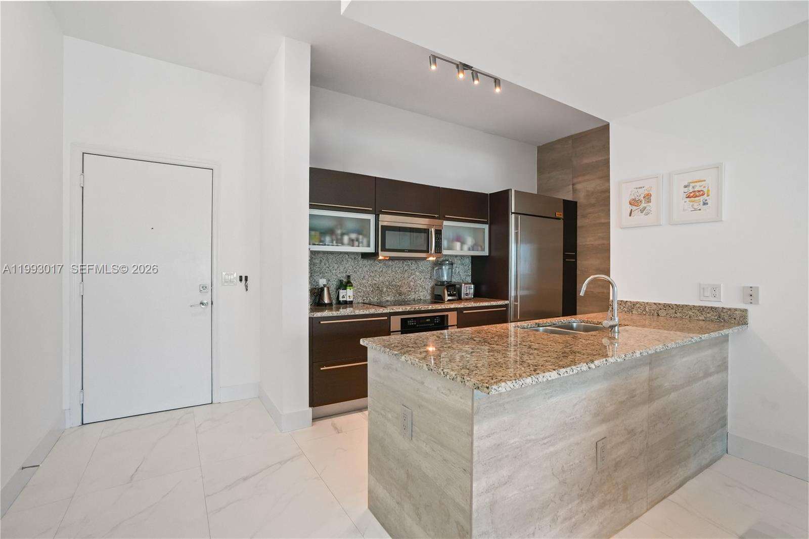 The Plaza On Brickell East at 950 Brickell Bay Dr, Miami, FL 33131 - For Sale photo 2