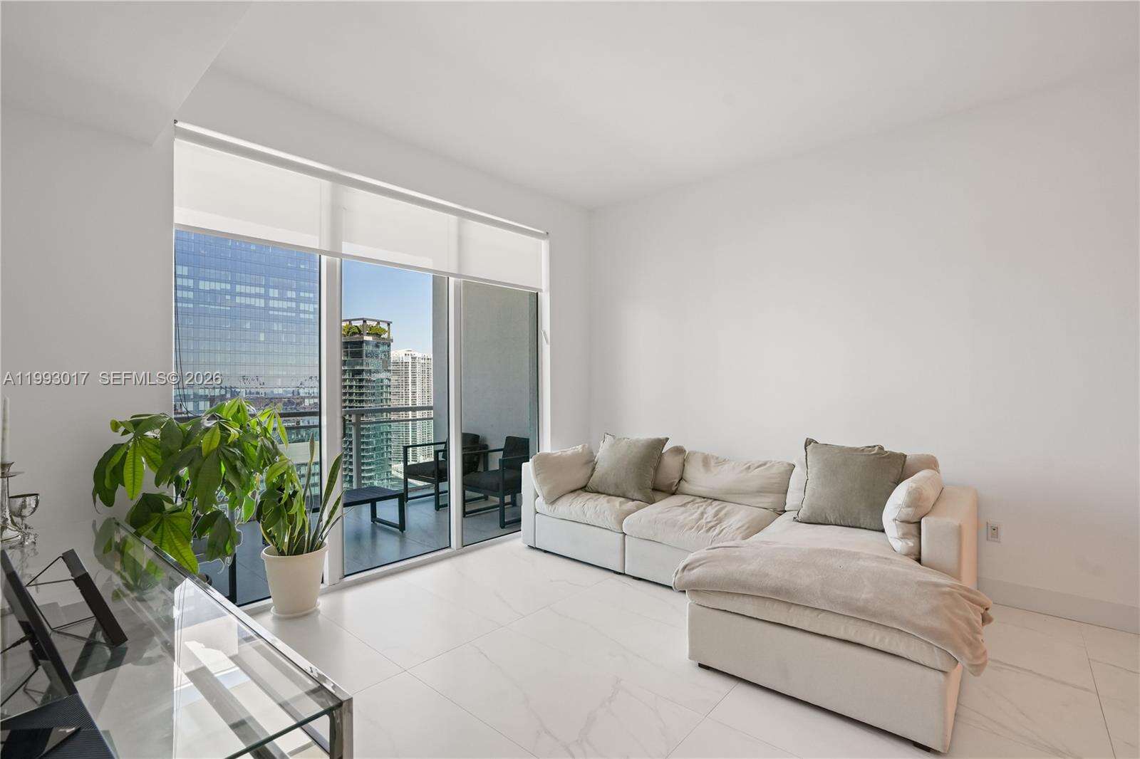The Plaza On Brickell East at 950 Brickell Bay Dr, Miami, FL 33131 - For Sale photo 13