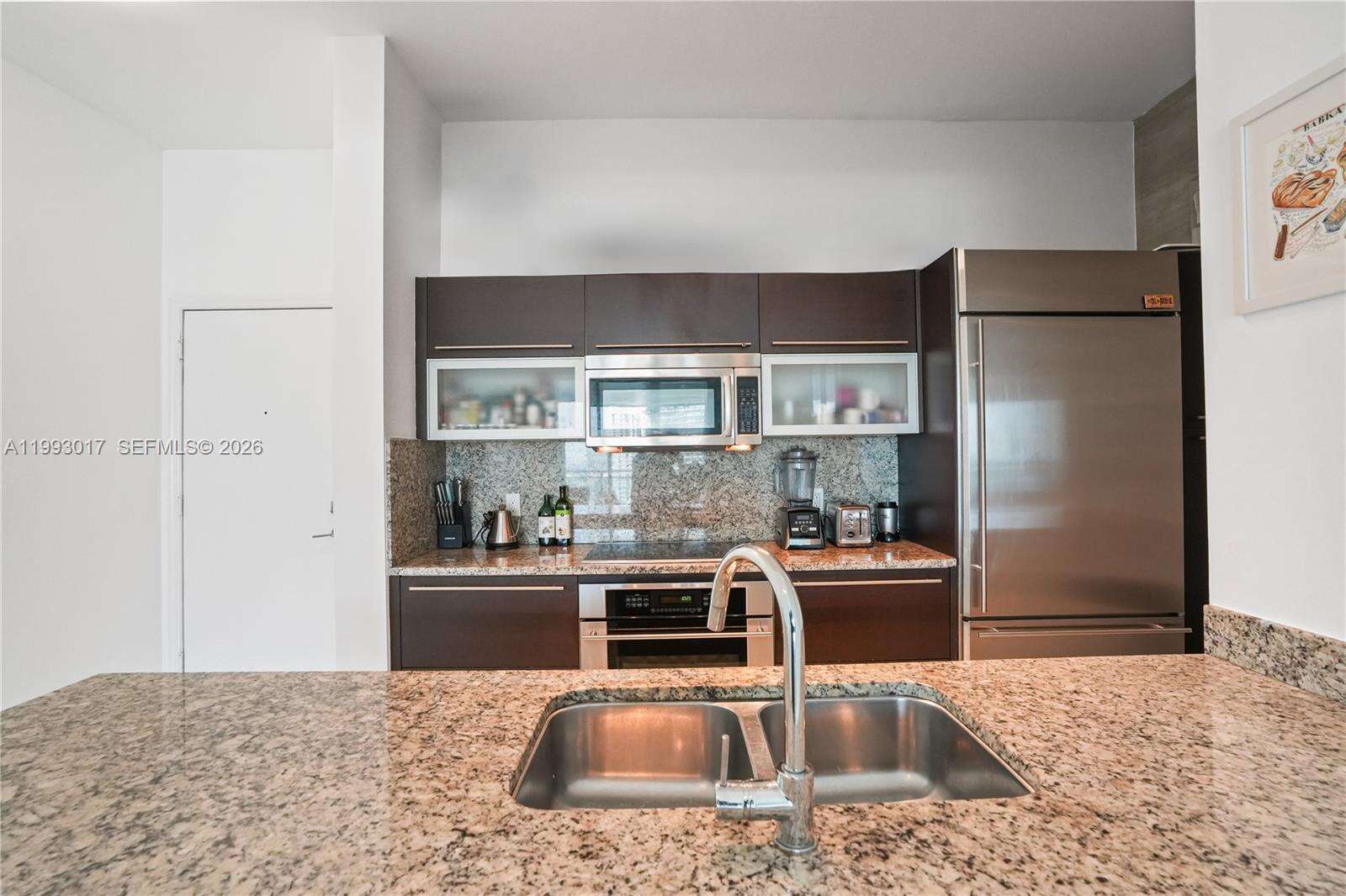 The Plaza On Brickell East at 950 Brickell Bay Dr, Miami, FL 33131 - For Sale photo 6