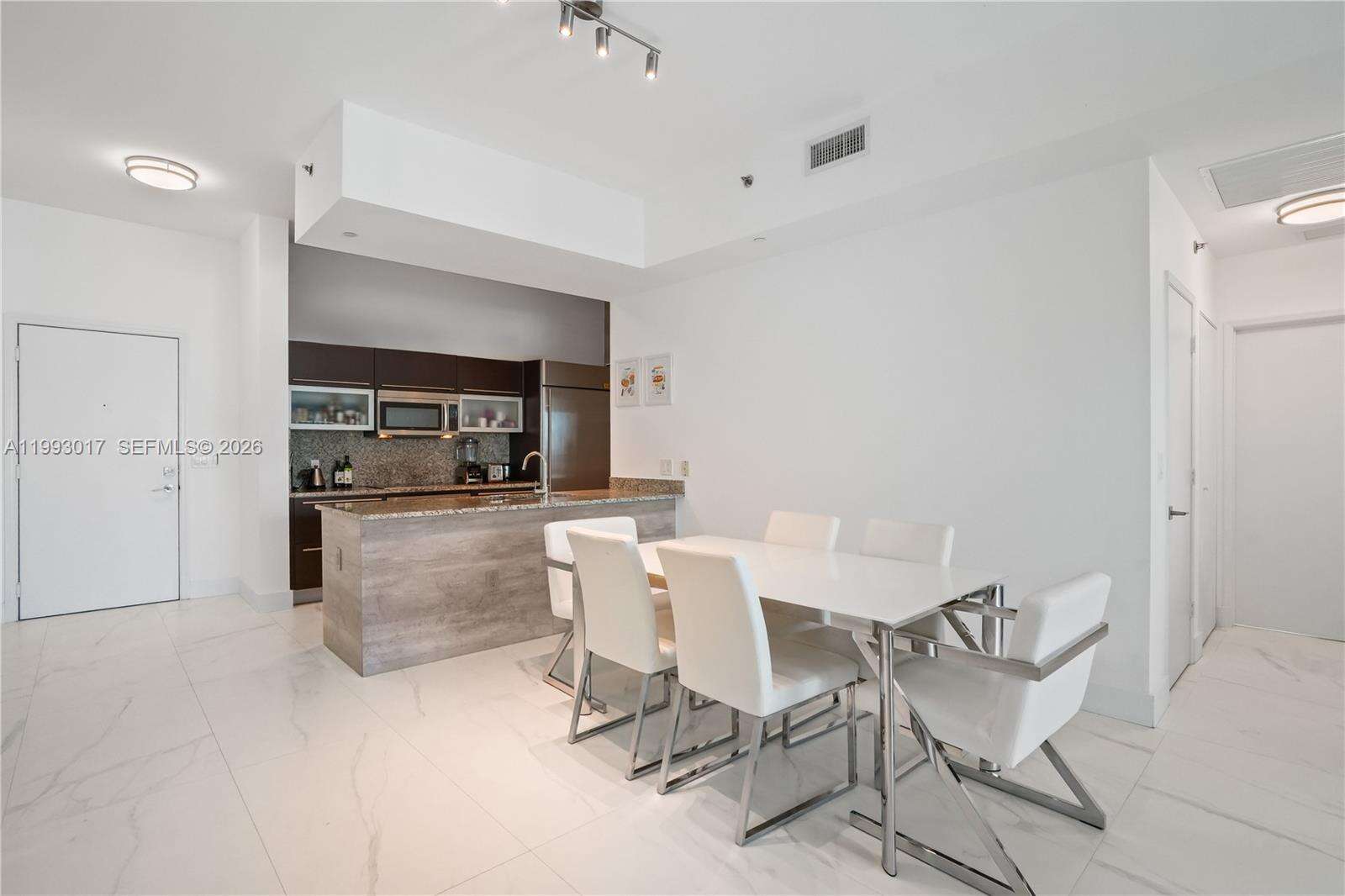 The Plaza On Brickell East at 950 Brickell Bay Dr, Miami, FL 33131 - For Sale photo 9