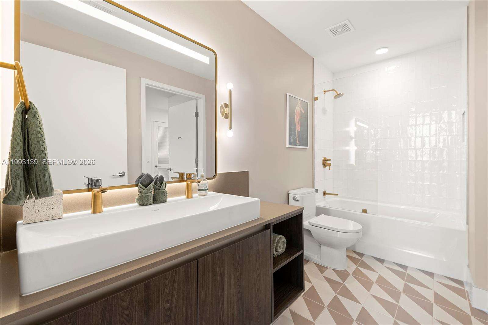 Natiivo | Gale Miami at 159 6 St, Miami, FL 33132 - For Sale photo 16