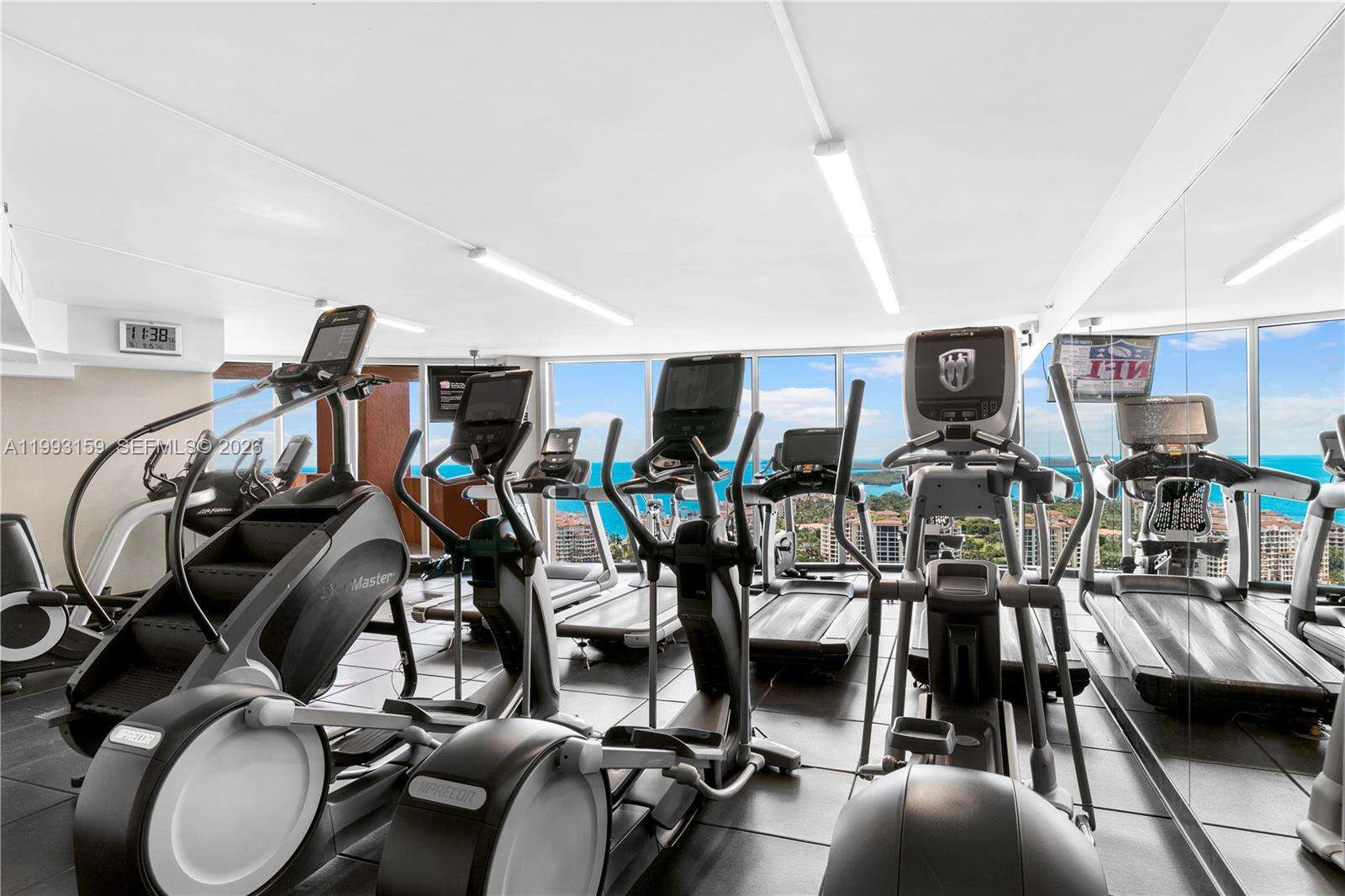 Portofino Tower at 300 Pointe Dr, Miami Beach, FL 33139 - For Sale photo 36