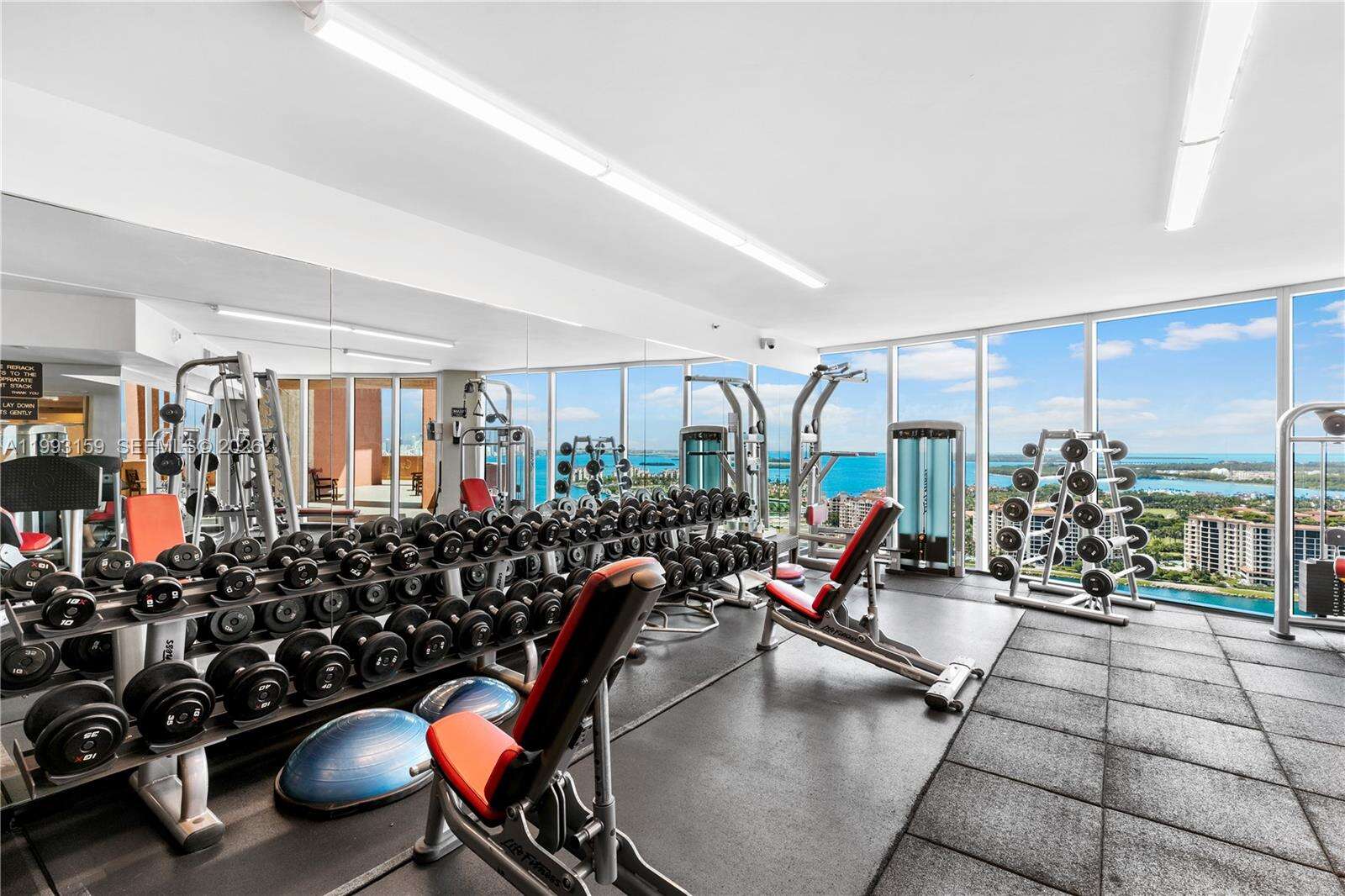 Portofino Tower at 300 Pointe Dr, Miami Beach, FL 33139 - For Sale photo 37