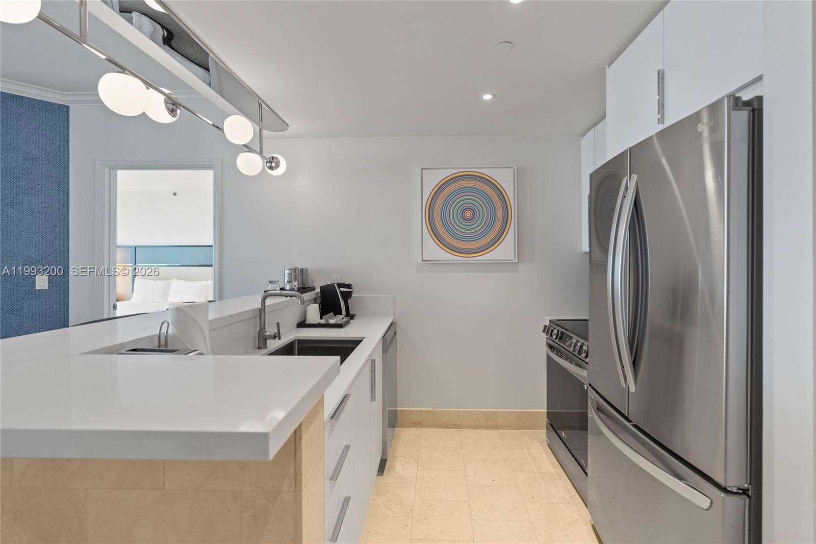 Fontainebleau 2 at 4401 Collins Ave, Miami Beach, FL 33140 - For Sale photo 13