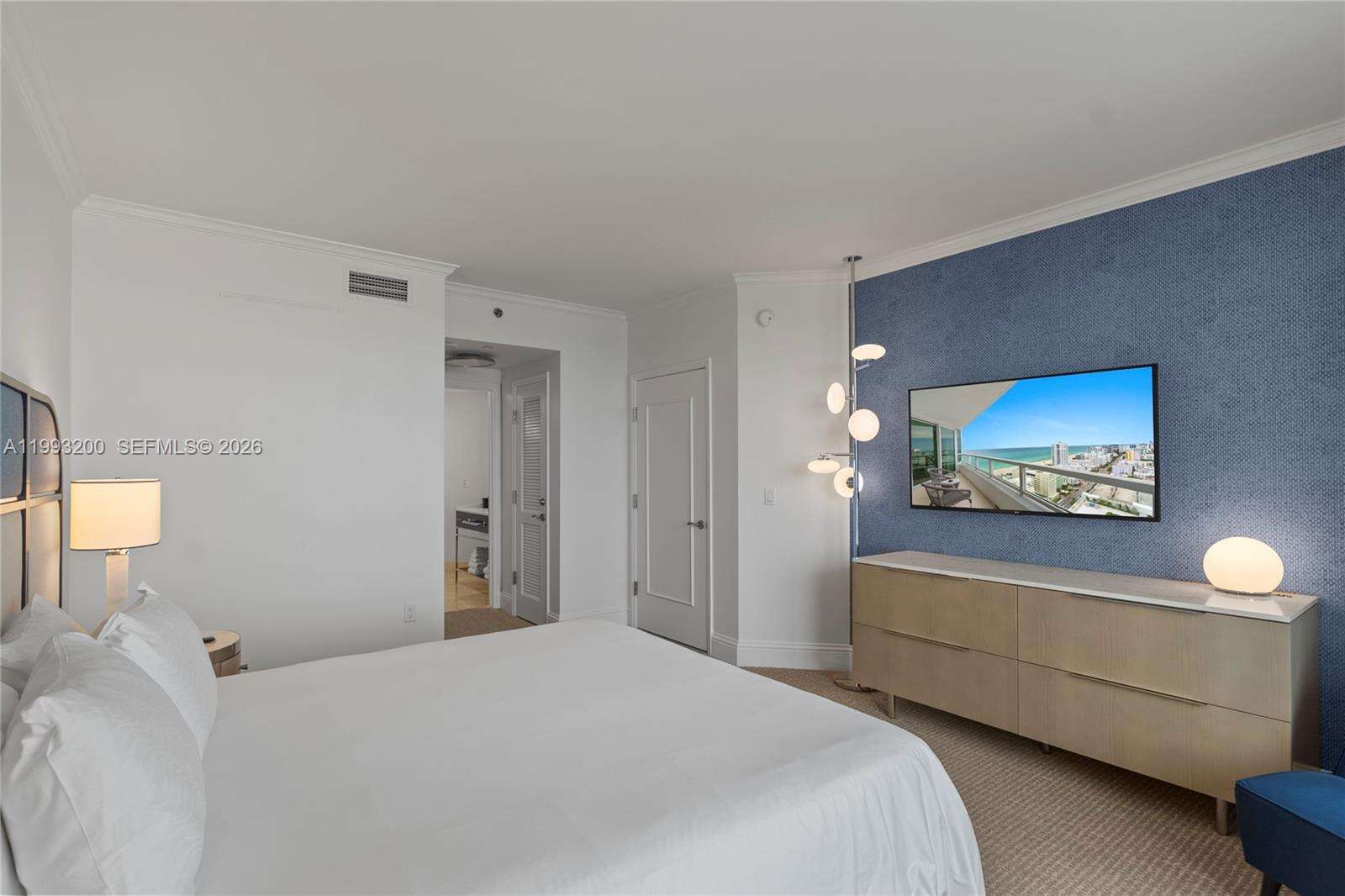 Fontainebleau 2 at 4401 Collins Ave, Miami Beach, FL 33140 - For Sale photo 29