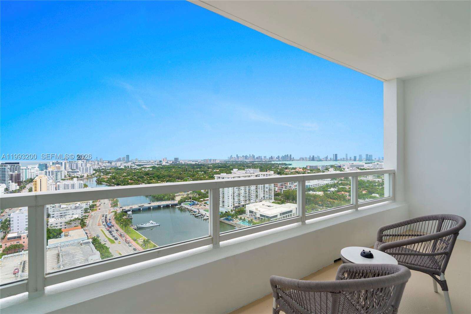 Fontainebleau 2 at 4401 Collins Ave, Miami Beach, FL 33140 - For Sale photo 7