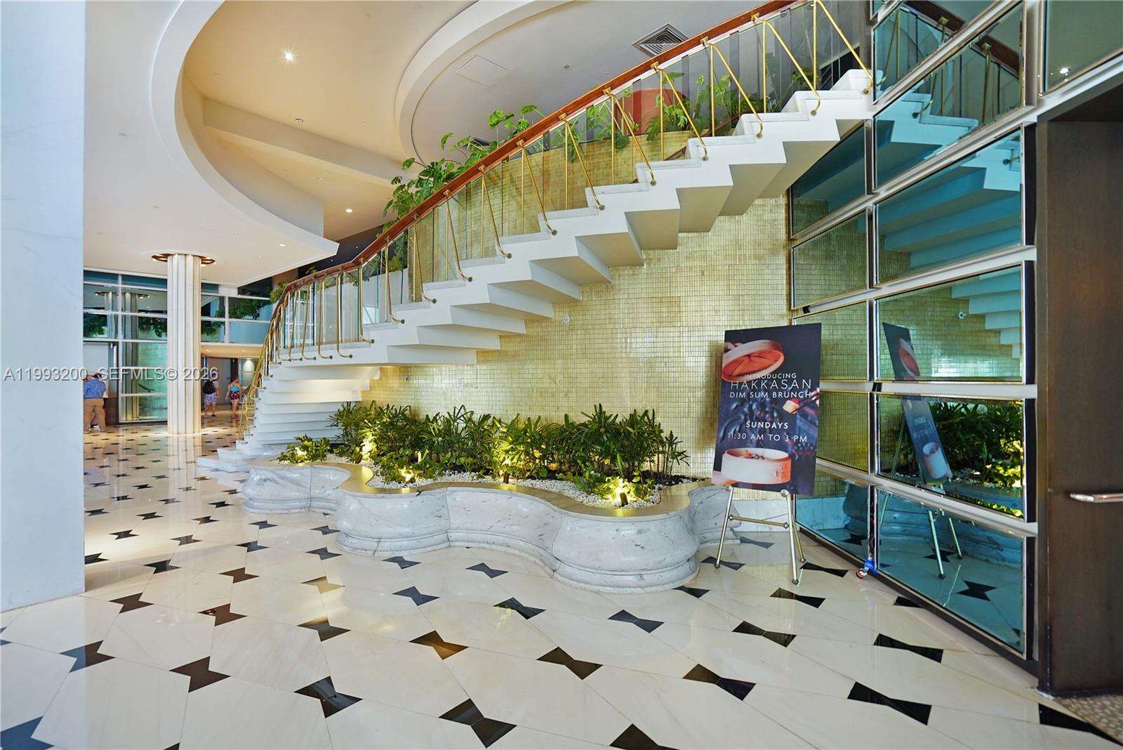 Fontainebleau 2 at 4401 Collins Ave, Miami Beach, FL 33140 - For Sale photo 63