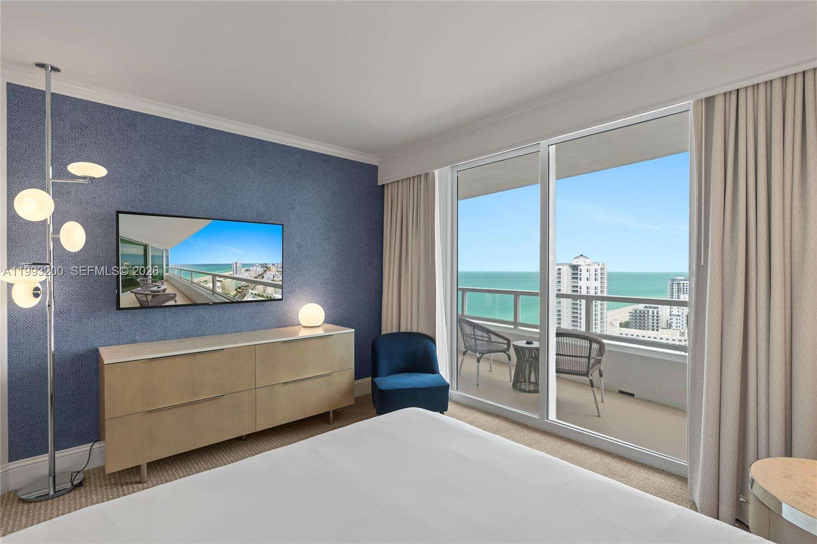 Fontainebleau 2 at 4401 Collins Ave, Miami Beach, FL 33140 - For Sale photo 9
