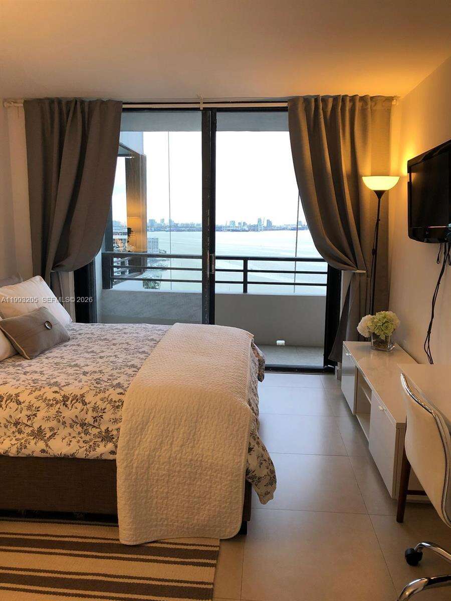 Brickell Bay Club at 2333 Brickell Ave, Miami, FL 33129 - For Sale photo 13