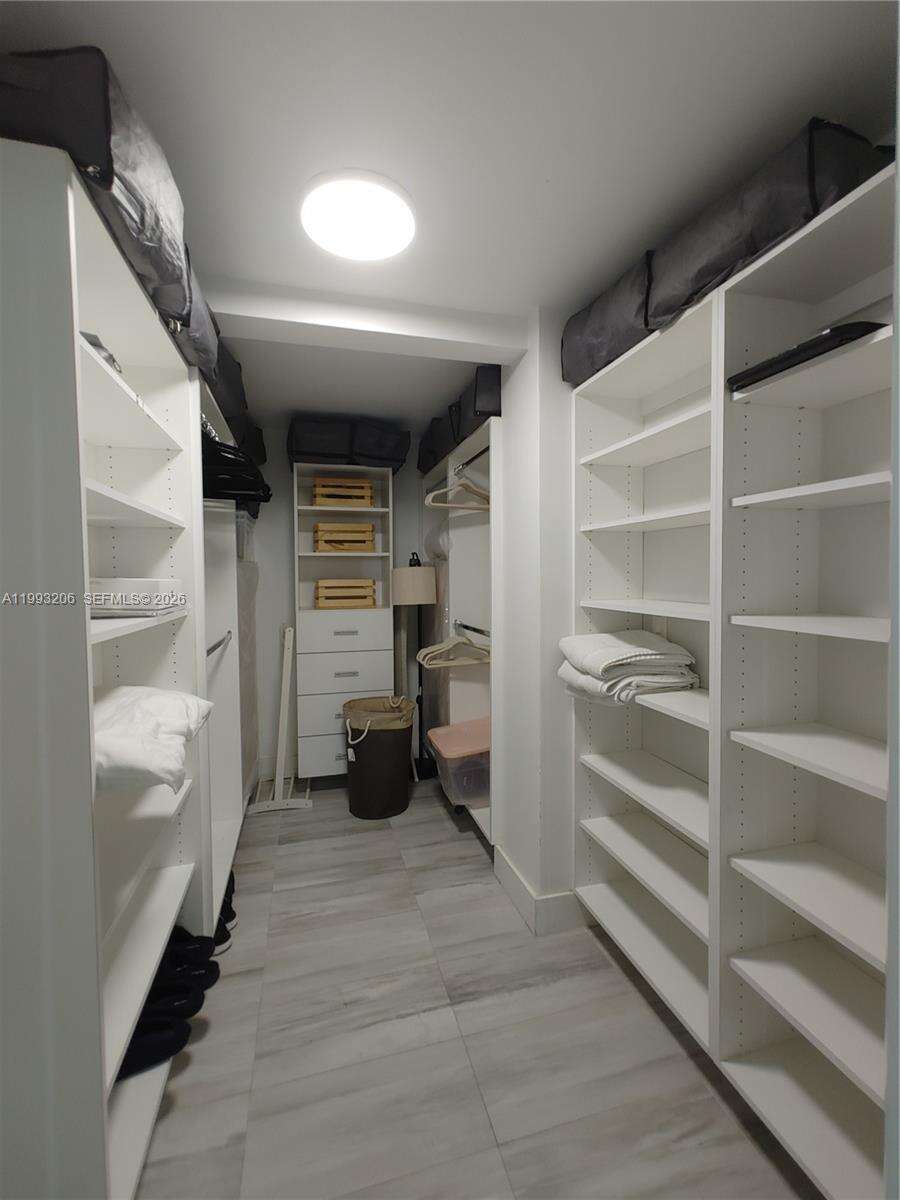 Burleigh House at 7135 Collins Ave, Miami Beach, FL 33141 - For Sale photo 22