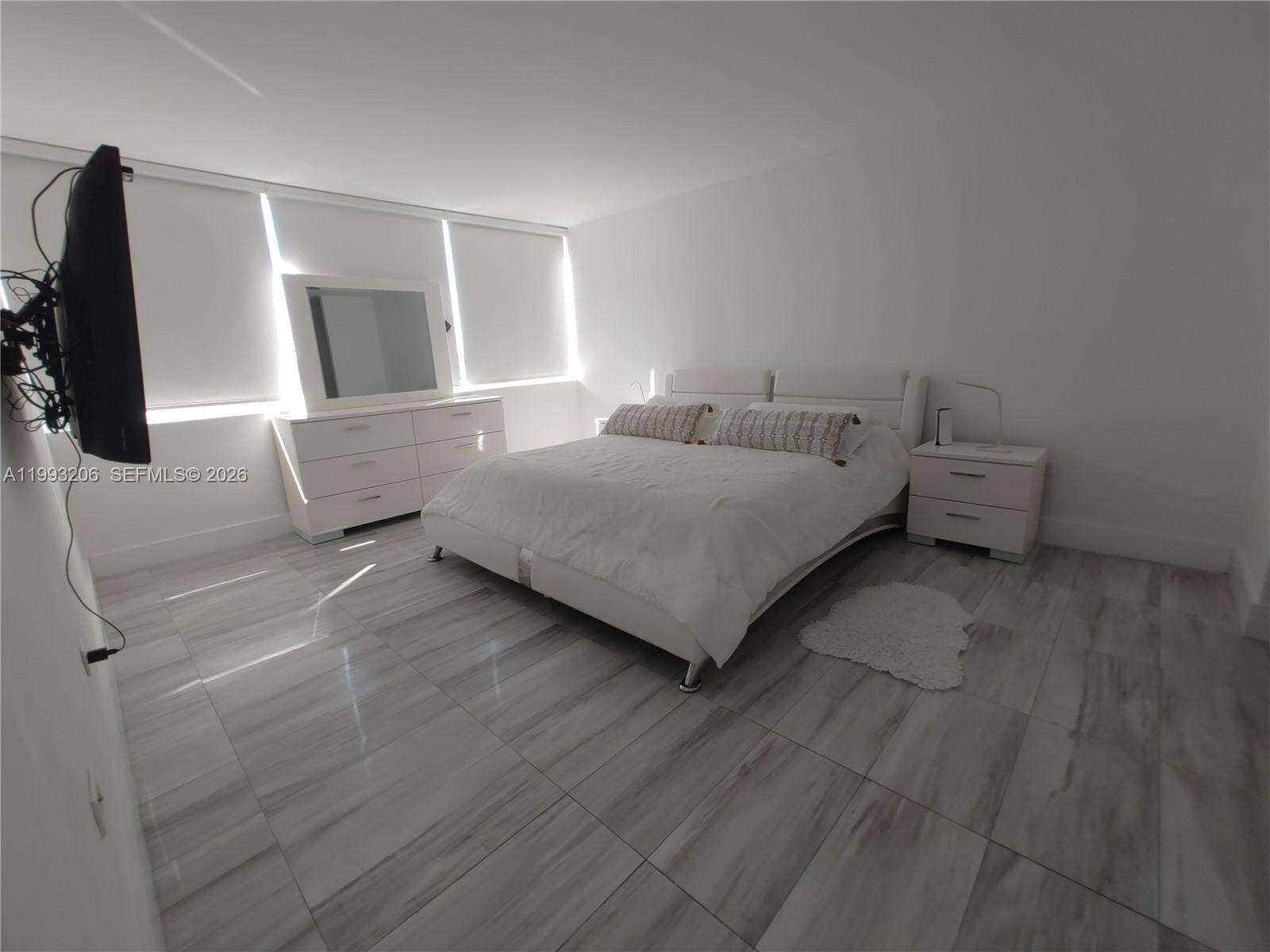 Burleigh House at 7135 Collins Ave, Miami Beach, FL 33141 - For Sale photo 25