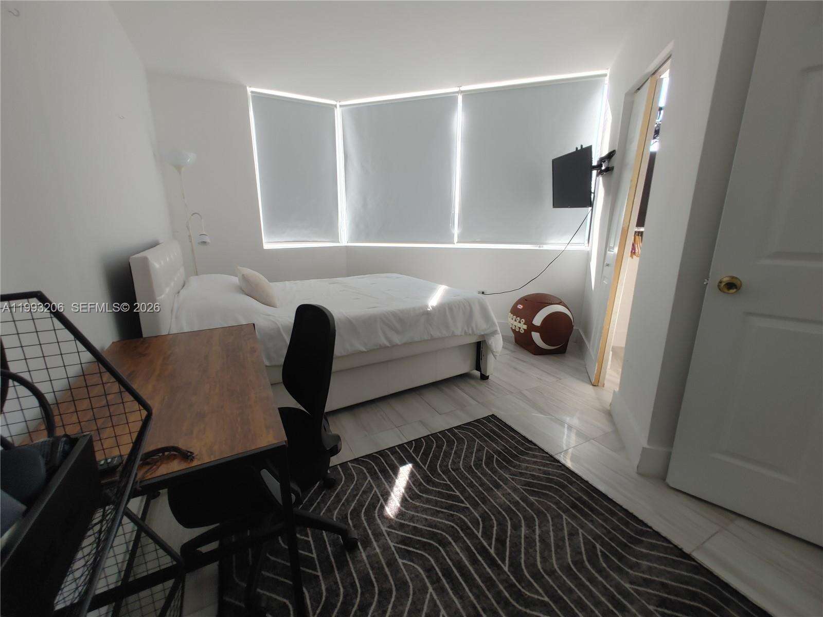 Burleigh House at 7135 Collins Ave, Miami Beach, FL 33141 - For Sale photo 26