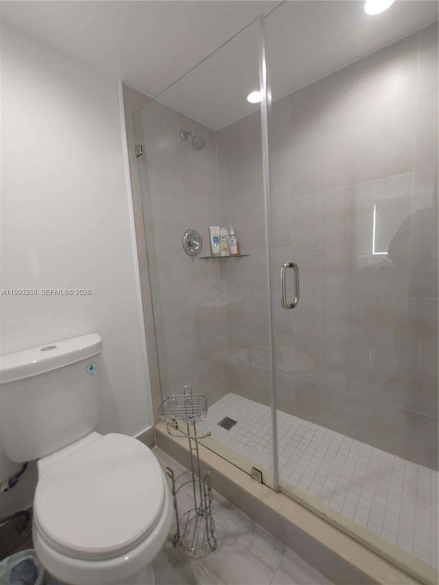 Burleigh House at 7135 Collins Ave, Miami Beach, FL 33141 - For Sale photo 30