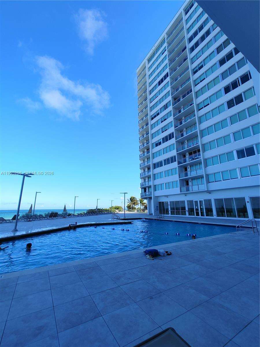 Burleigh House at 7135 Collins Ave, Miami Beach, FL 33141 - For Sale photo 34
