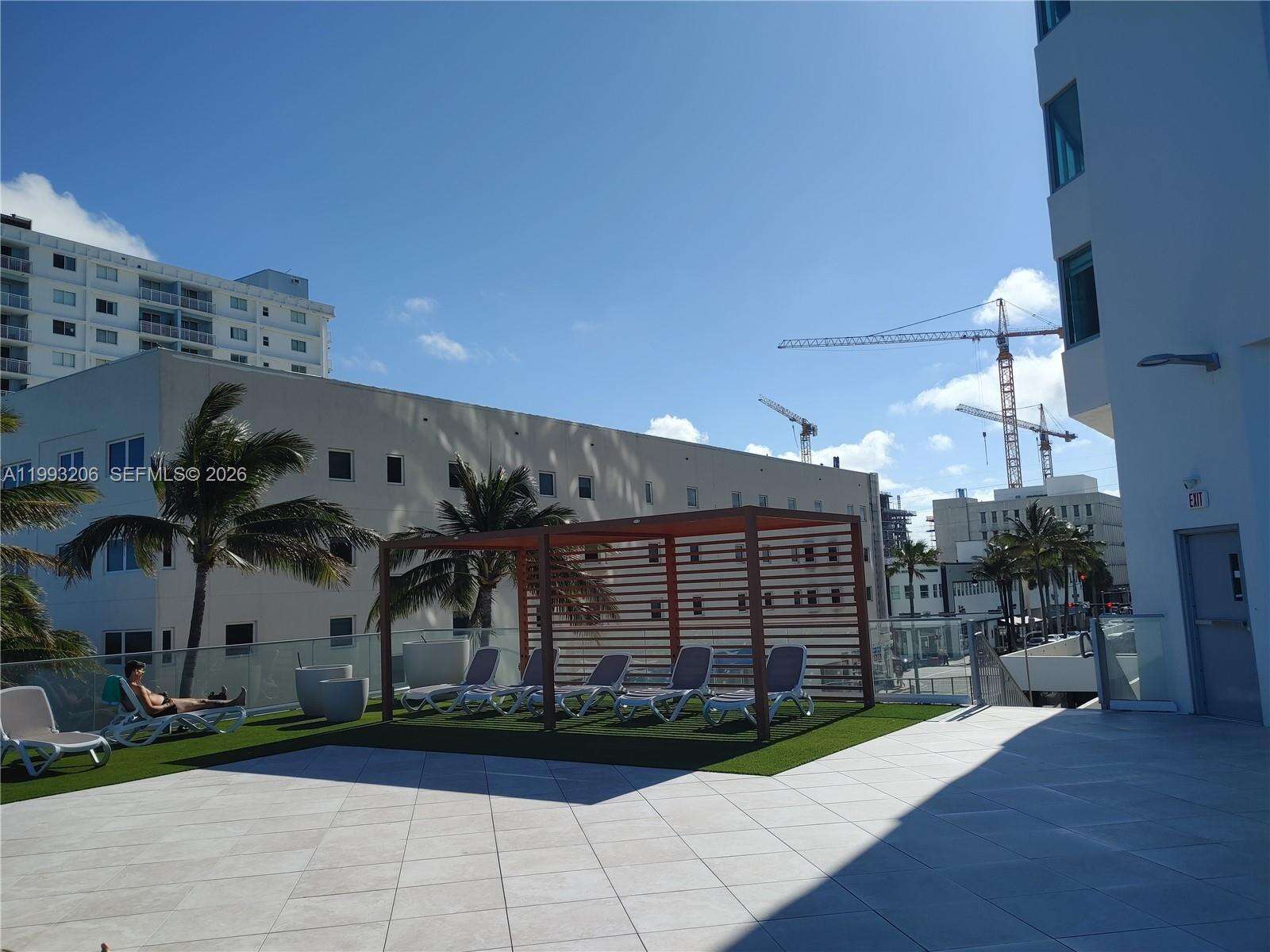 Burleigh House at 7135 Collins Ave, Miami Beach, FL 33141 - For Sale photo 36