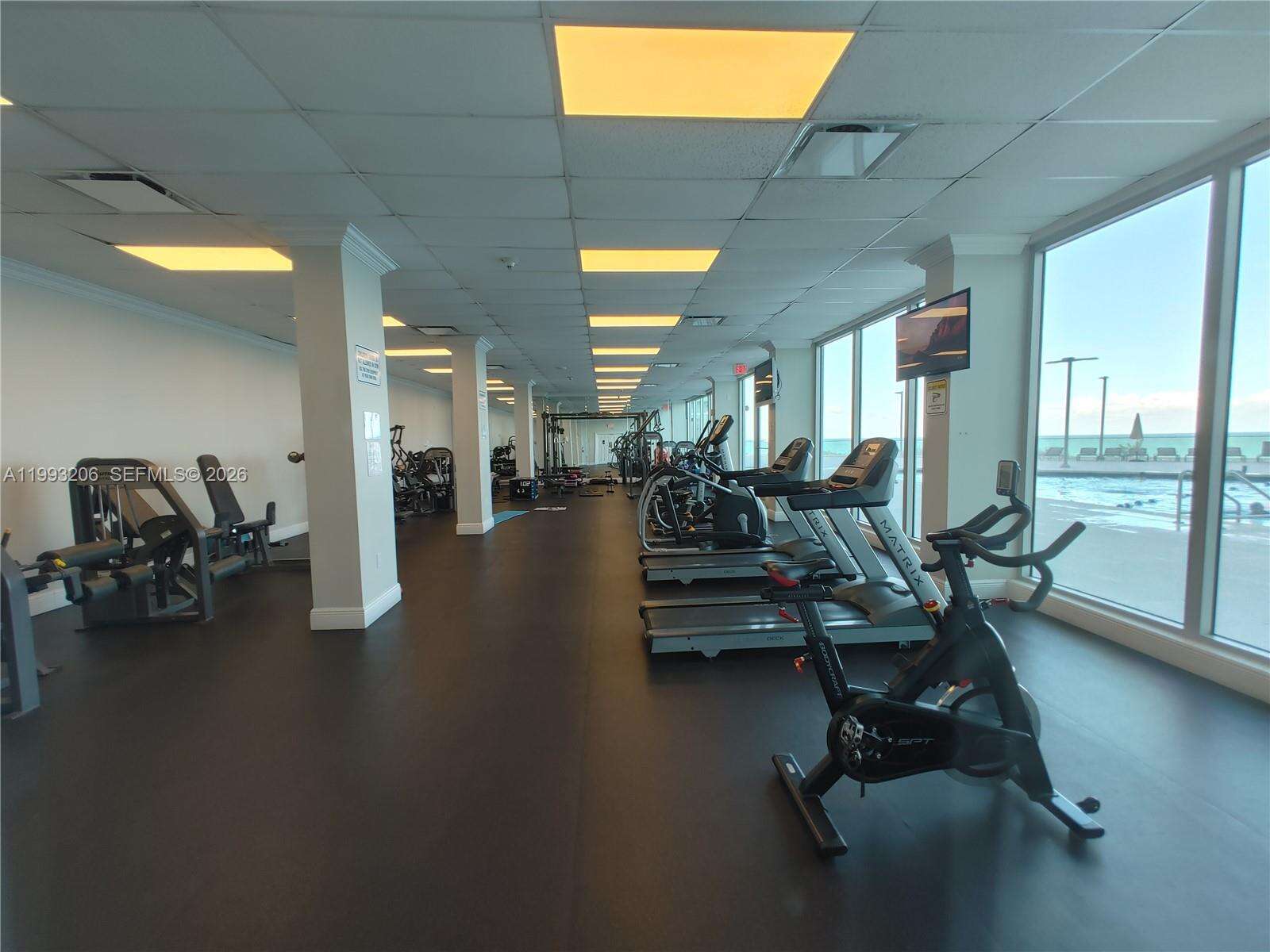 Burleigh House at 7135 Collins Ave, Miami Beach, FL 33141 - For Sale photo 48