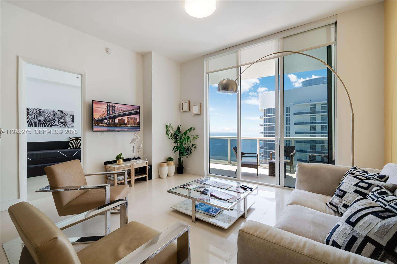 TDR TOWER I - 16001 Collins Ave, Sunny Isles Beach, FL 33160 | Picture 17