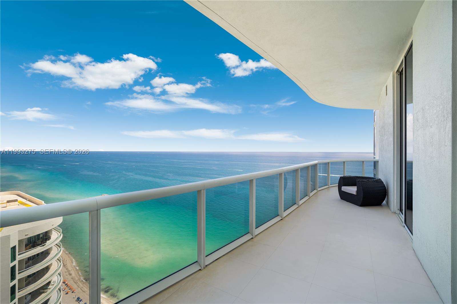 TDR TOWER I - 16001 Collins Ave, Sunny Isles Beach, FL 33160 | Picture 3