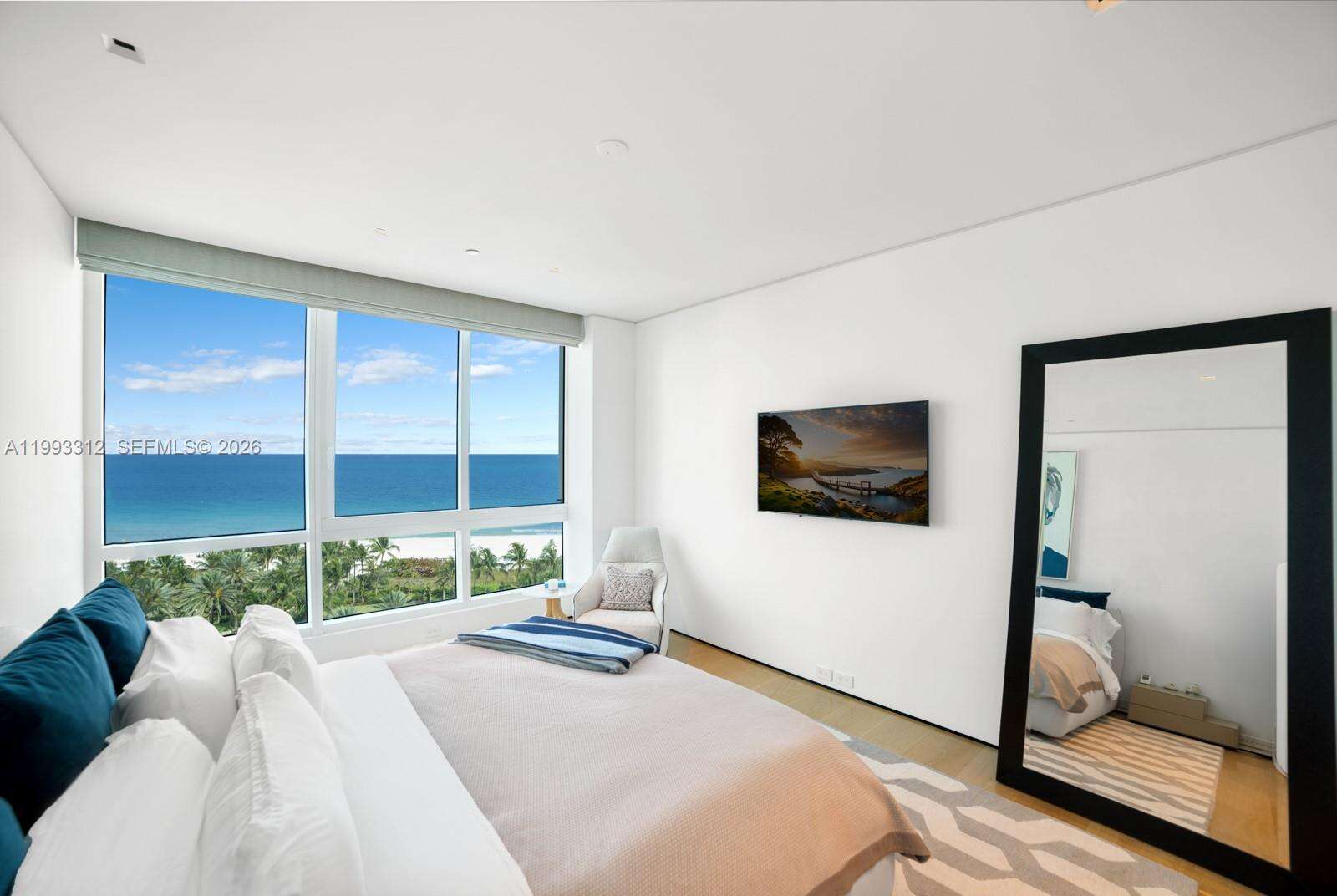Continuum South Tower at 100 Pointe Dr, Miami Beach, FL 33139 - For Sale photo 21