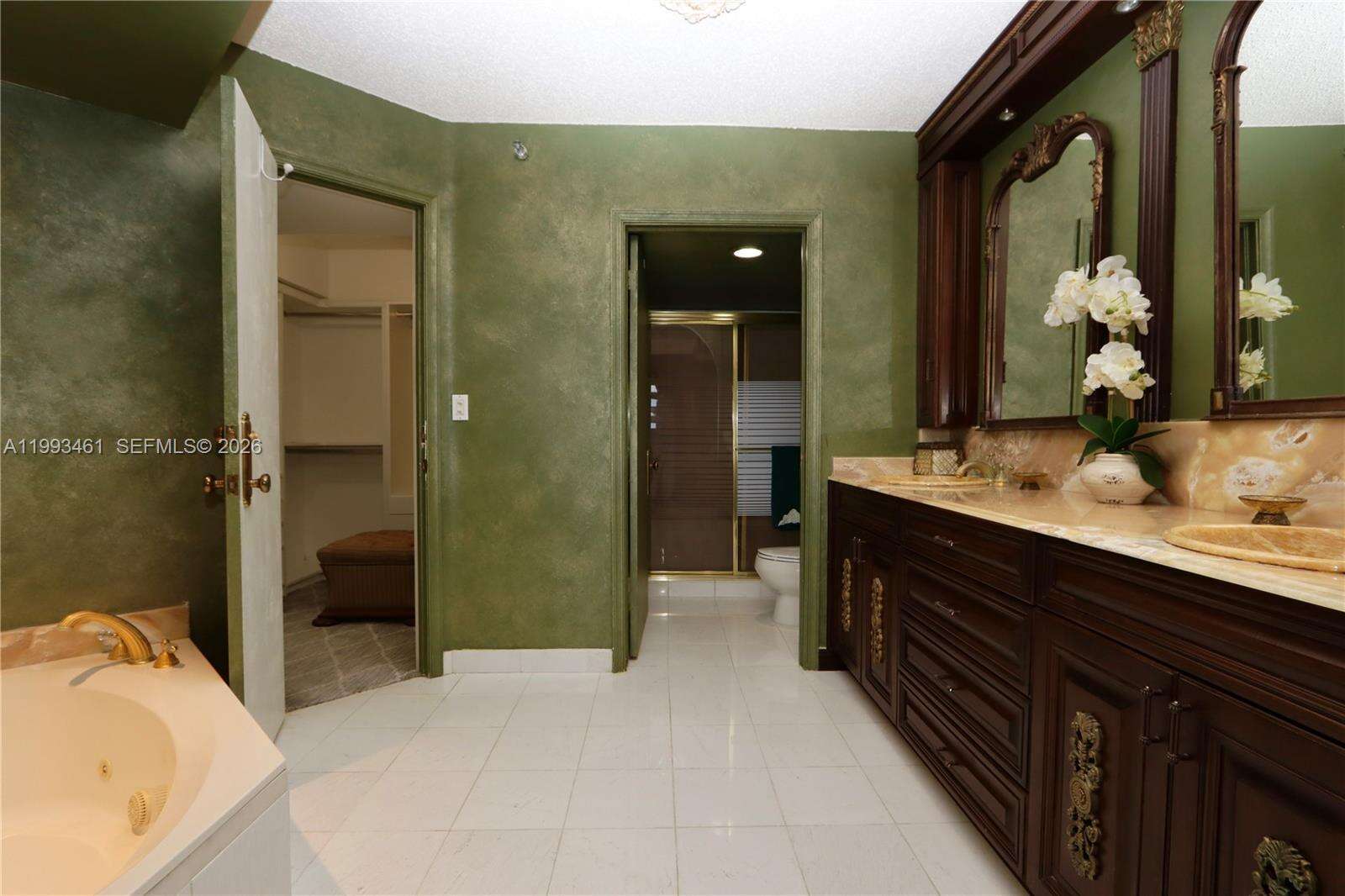 Mystic Pointe Tower 500 at 3530 Mystic Pointe Dr, Aventura, FL 33180 - For Sale photo 14