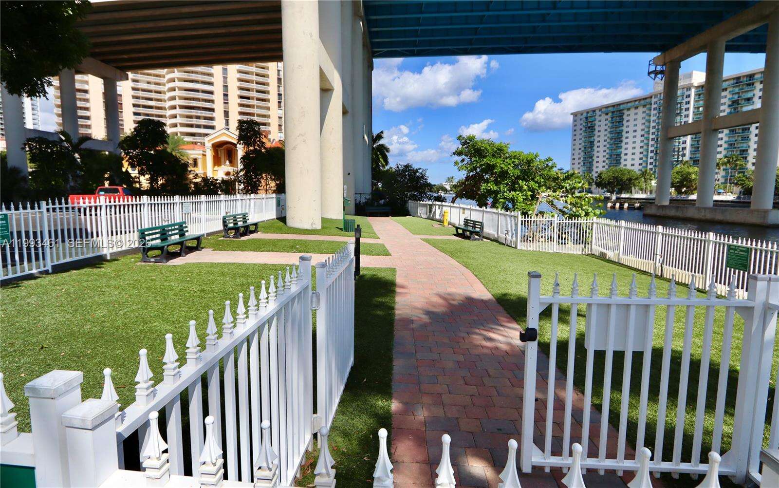 Mystic Pointe Tower 500 at 3530 Mystic Pointe Dr, Aventura, FL 33180 - For Sale photo 38