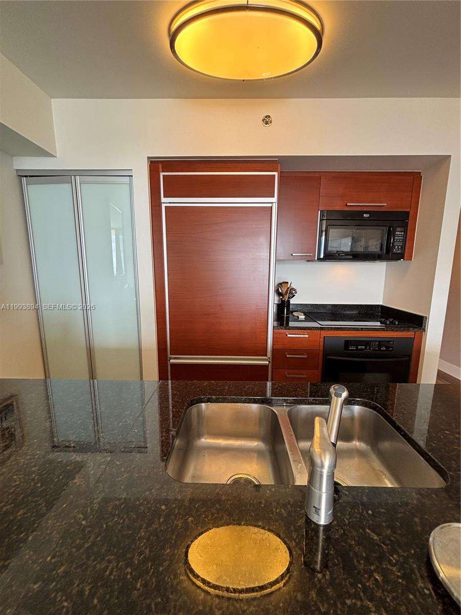 The Beach Club Two at 1830 Ocean Dr, Hallandale Beach, FL 33009 - For Sale photo 4