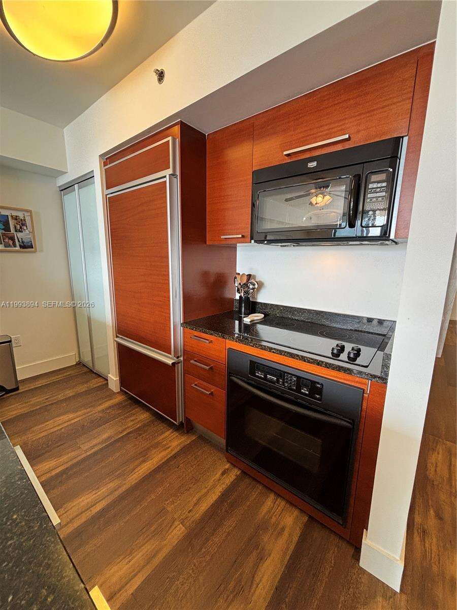 The Beach Club Two at 1830 Ocean Dr, Hallandale Beach, FL 33009 - For Sale photo 5