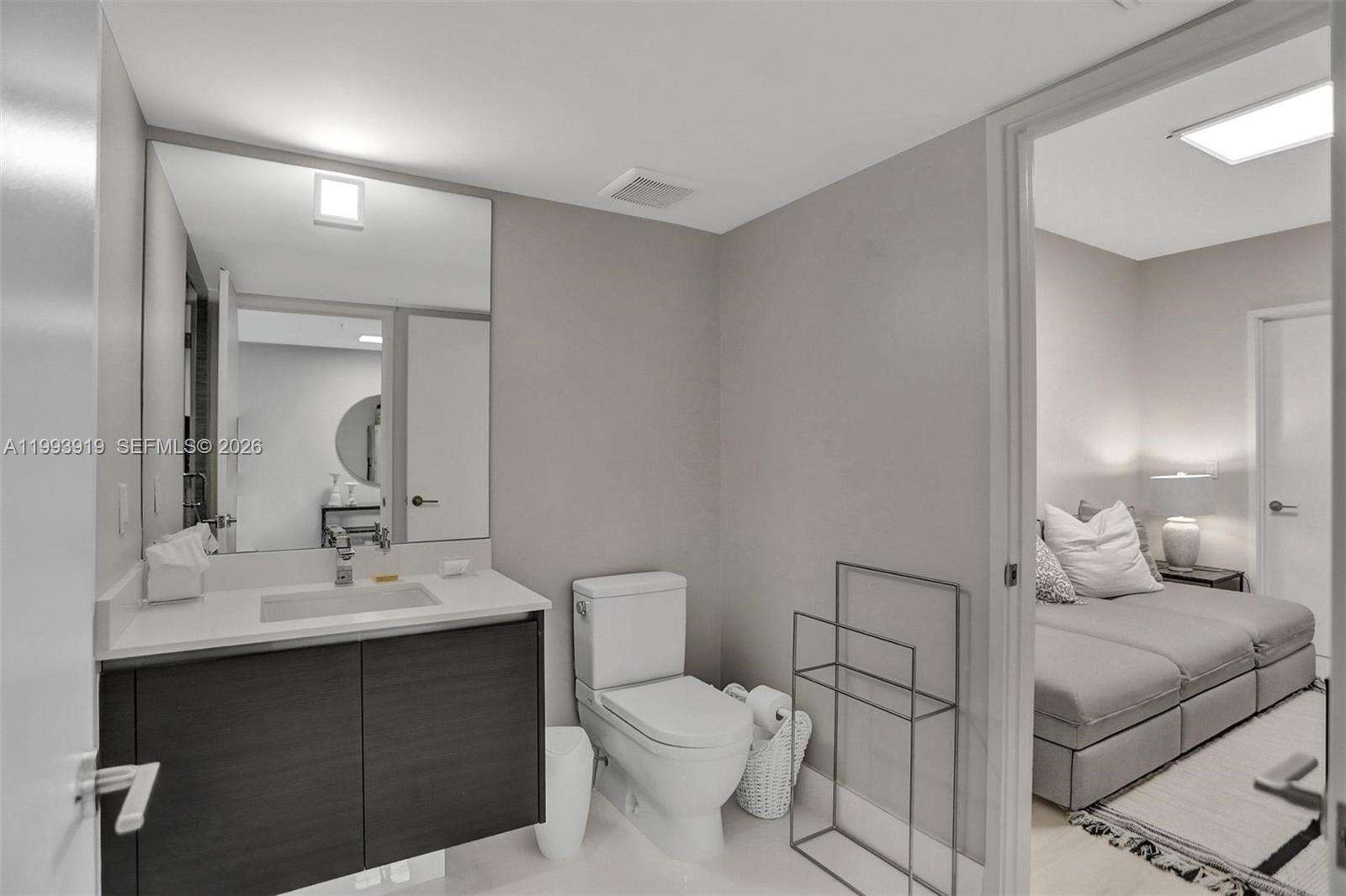 PARQUE TOWERS - 300 Sunny Isles Blvd, Sunny Isles Beach, FL 33160 | Picture 11