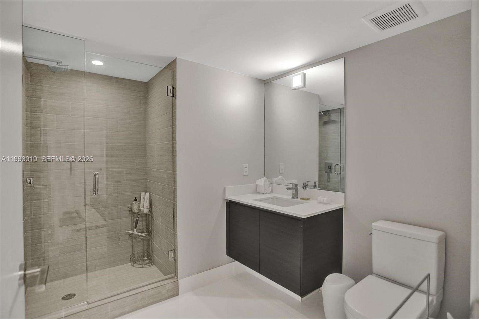 PARQUE TOWERS - 300 Sunny Isles Blvd, Sunny Isles Beach, FL 33160 | Picture 12