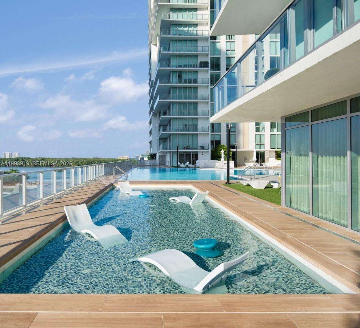 PARQUE TOWERS - 300 Sunny Isles Blvd, Sunny Isles Beach, FL 33160 | Picture 42