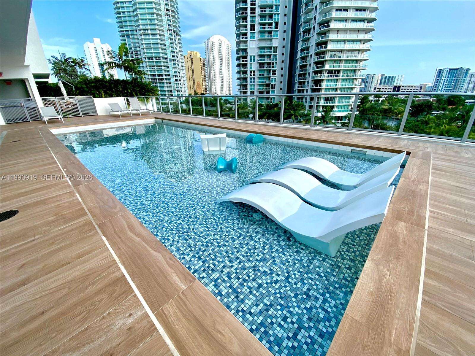 PARQUE TOWERS - 300 Sunny Isles Blvd, Sunny Isles Beach, FL 33160 | Picture 43