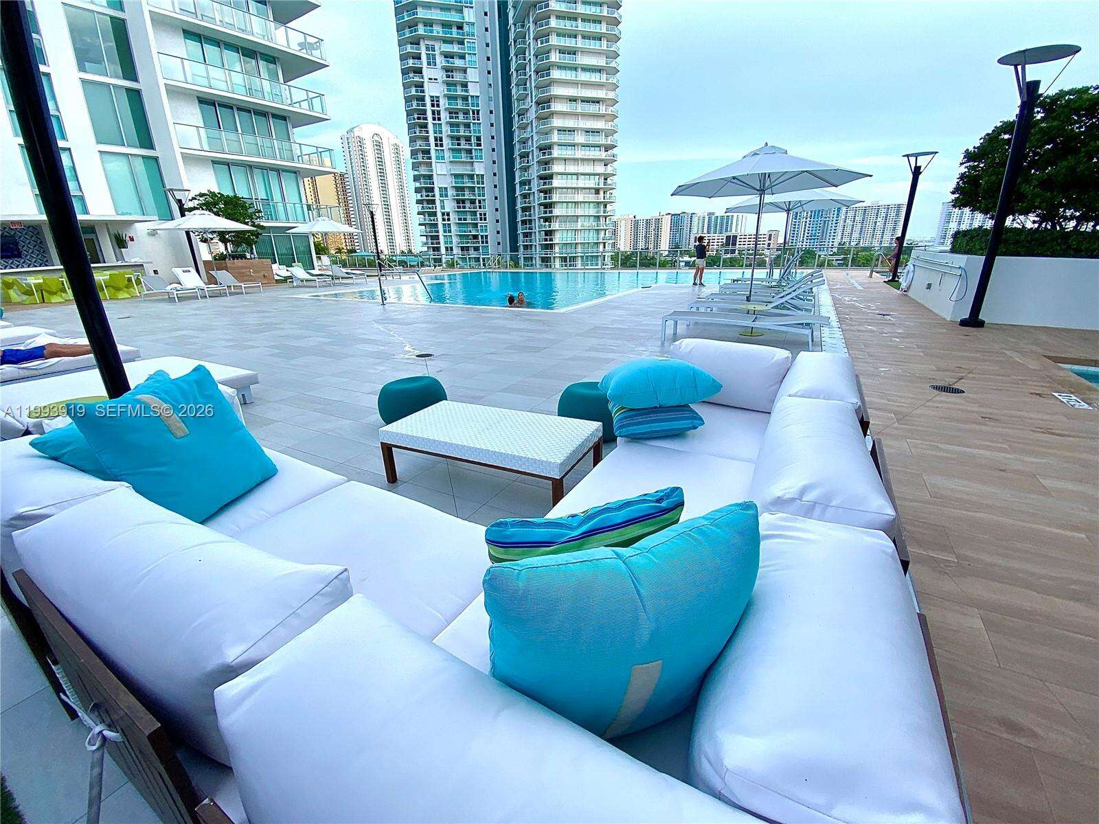 PARQUE TOWERS - 300 Sunny Isles Blvd, Sunny Isles Beach, FL 33160 | Picture 45