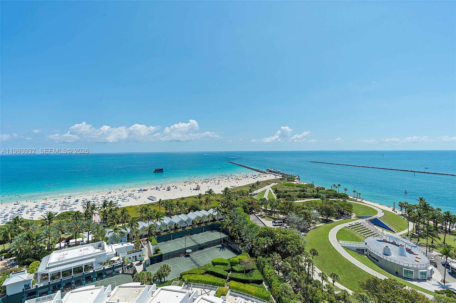 CONTINUUM ON SOUTH BEACH CONDO THE SOUTH TOWER - 100 Pointe Dr, Miami Beach, FL 33139 | Picture 24