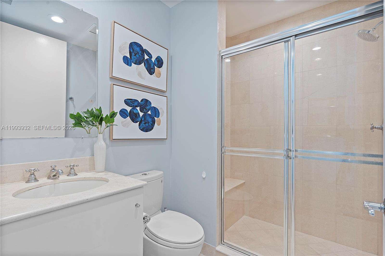 CONTINUUM ON SOUTH BEACH CONDO THE SOUTH TOWER - 100 Pointe Dr, Miami Beach, FL 33139 | Picture 10
