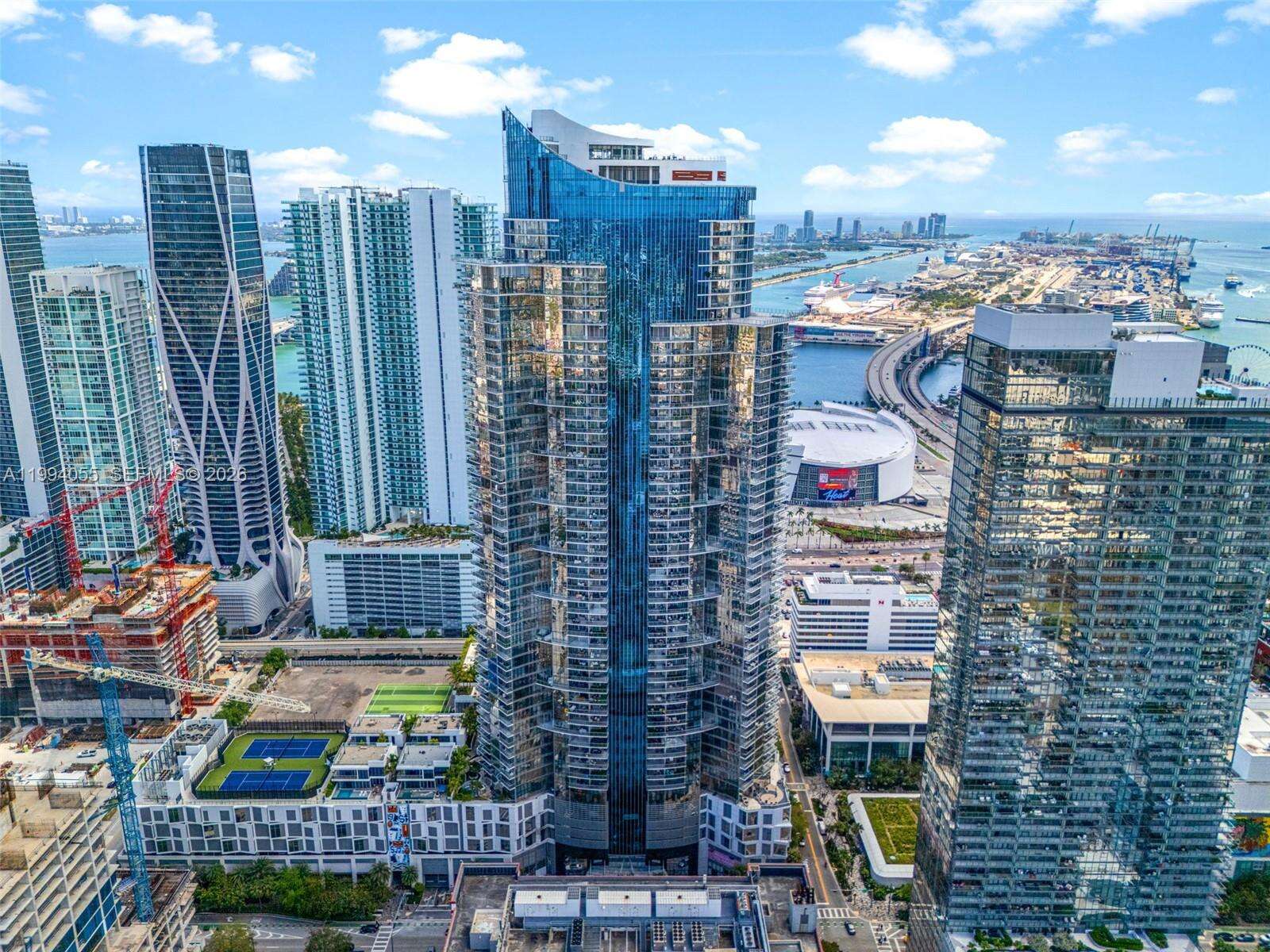 Paramount Miami Worldcenter at 851 1 Ave, Miami, FL 33132 - For Sale photo 1