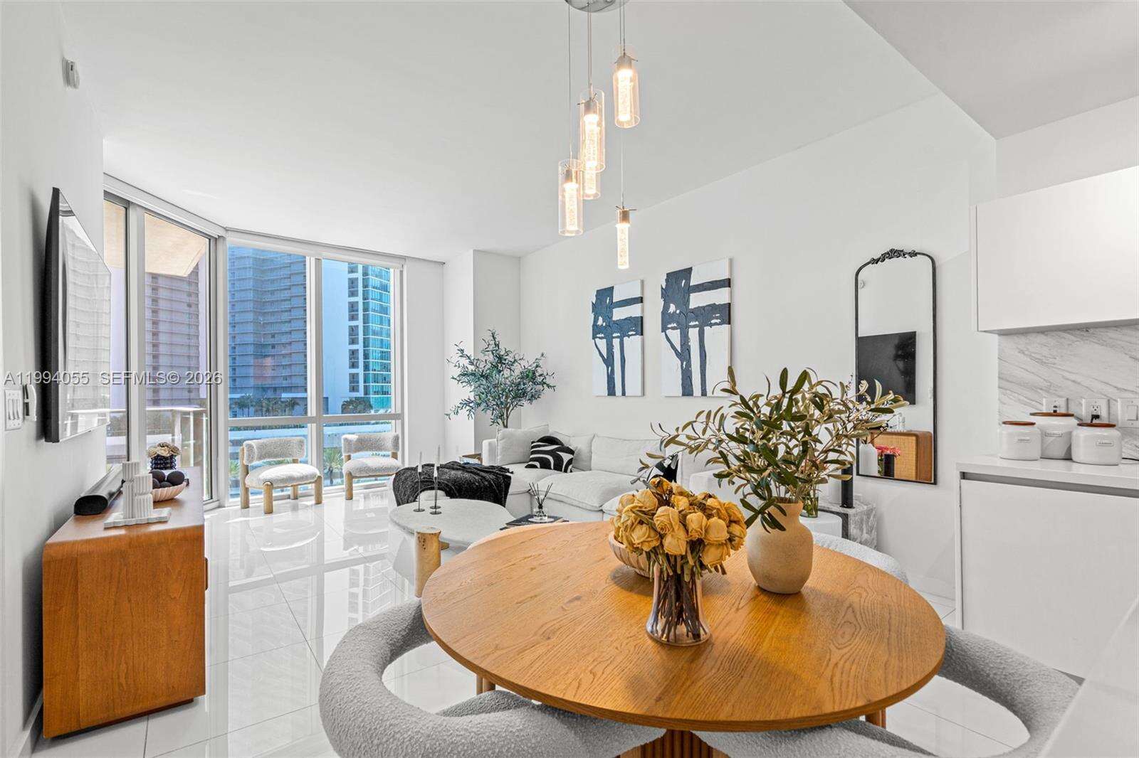 Paramount Miami Worldcenter at 851 1 Ave, Miami, FL 33132 - For Sale photo 13