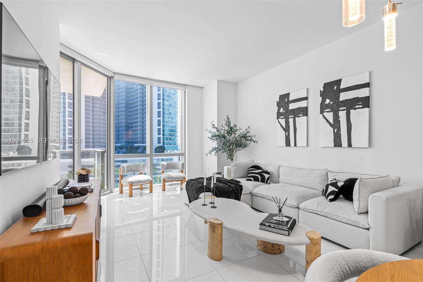 Paramount Miami Worldcenter at 851 1 Ave, Miami, FL 33132 - For Sale photo 14